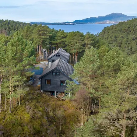 Nyaraló Mortenhytta, Valevåg